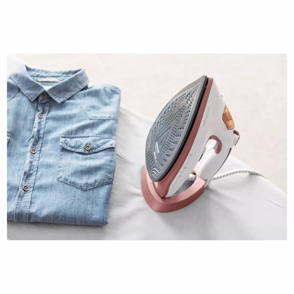 Паровой утюг SENCOR SSI 3520RS Photo 12
