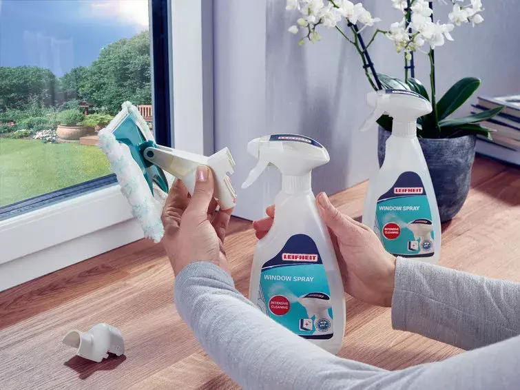 Window Cleaning Tool Leifheit Window Spray Cleaner Photo 2