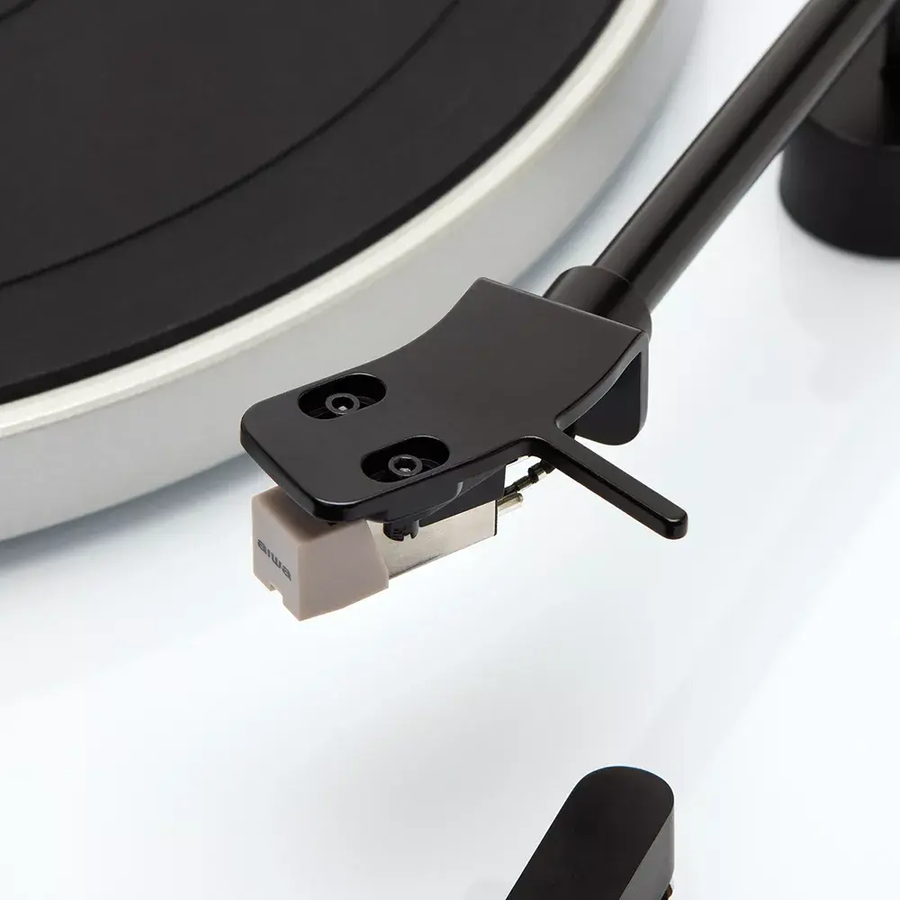 Belt-drive audio turntable Aiwa APX-680BT/WT Photo 6