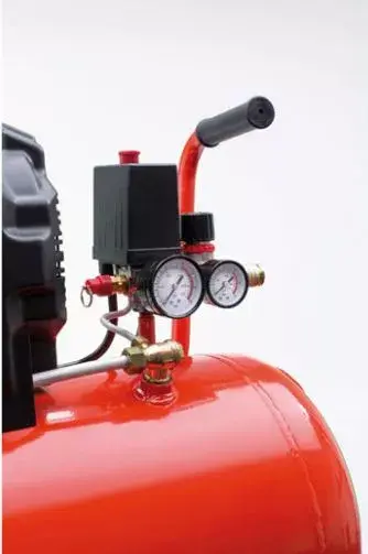 Компрессор Black & Decker BD 205/50 1500 Вт Photo 3