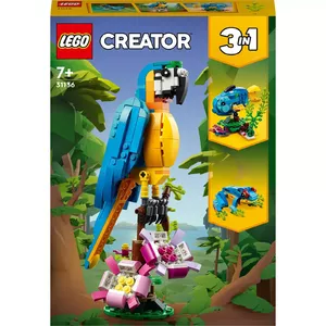 LEGO building set Exotic Parrot 31136 — Creator display model, 253 pieces, 220×120×110 mm