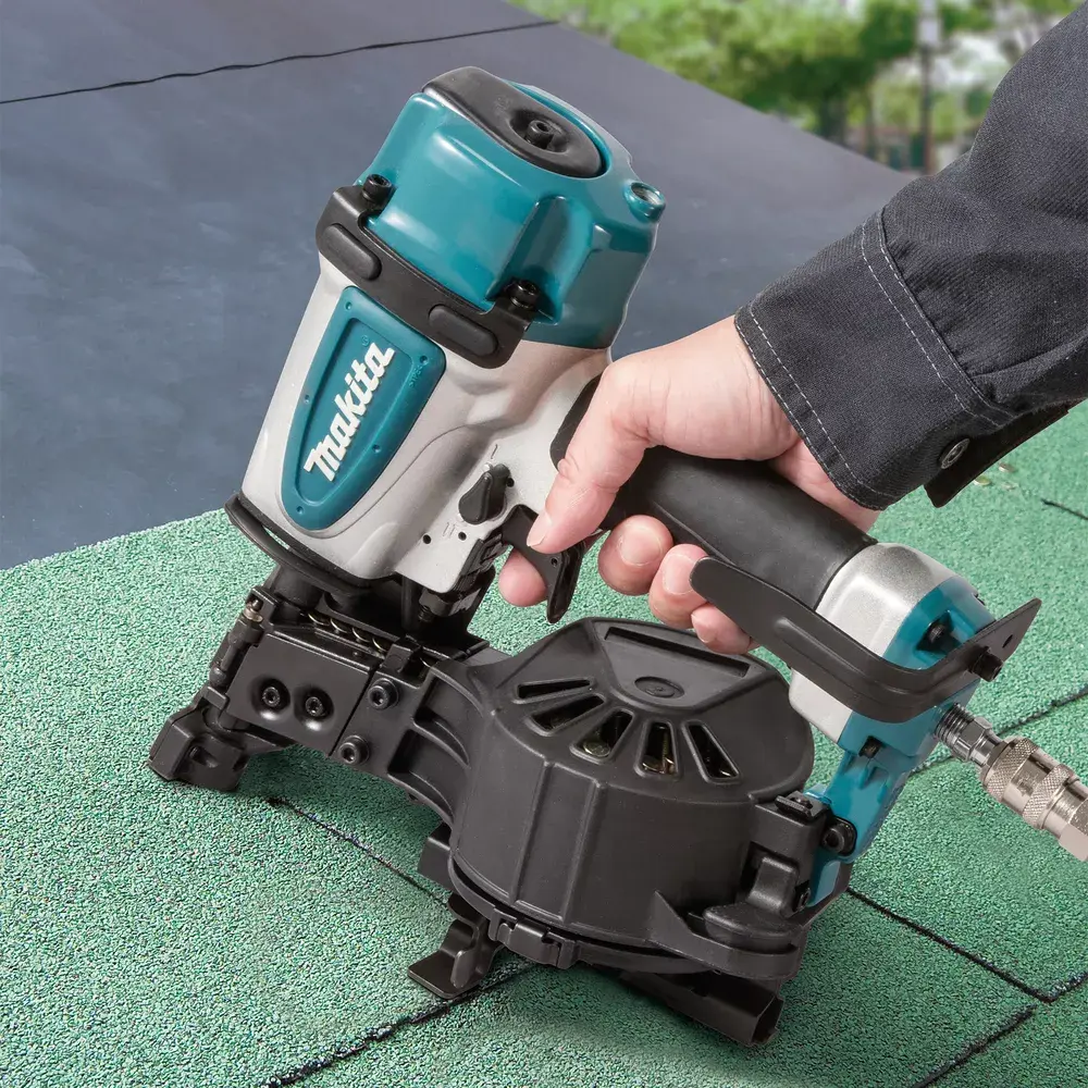 Гвоздезабиватель Makita AN454 Photo 5