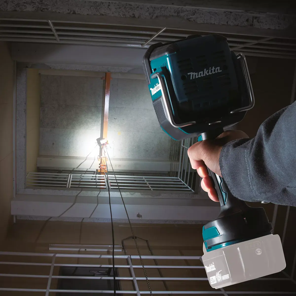 Lukturis Makita DML812 Photo 2
