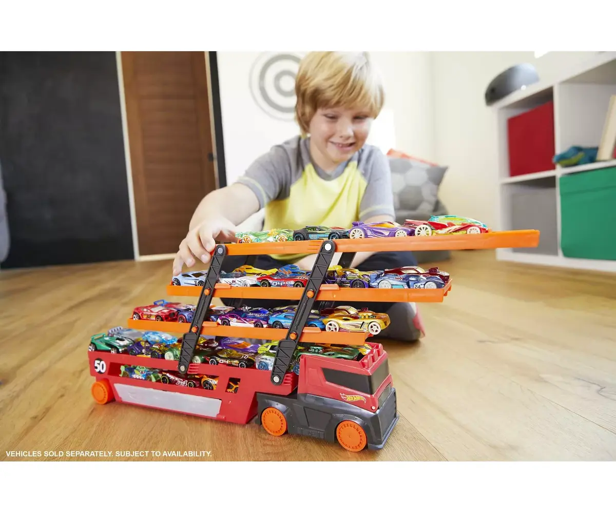 Hot Wheels City Mega Hauler truck Photo 2