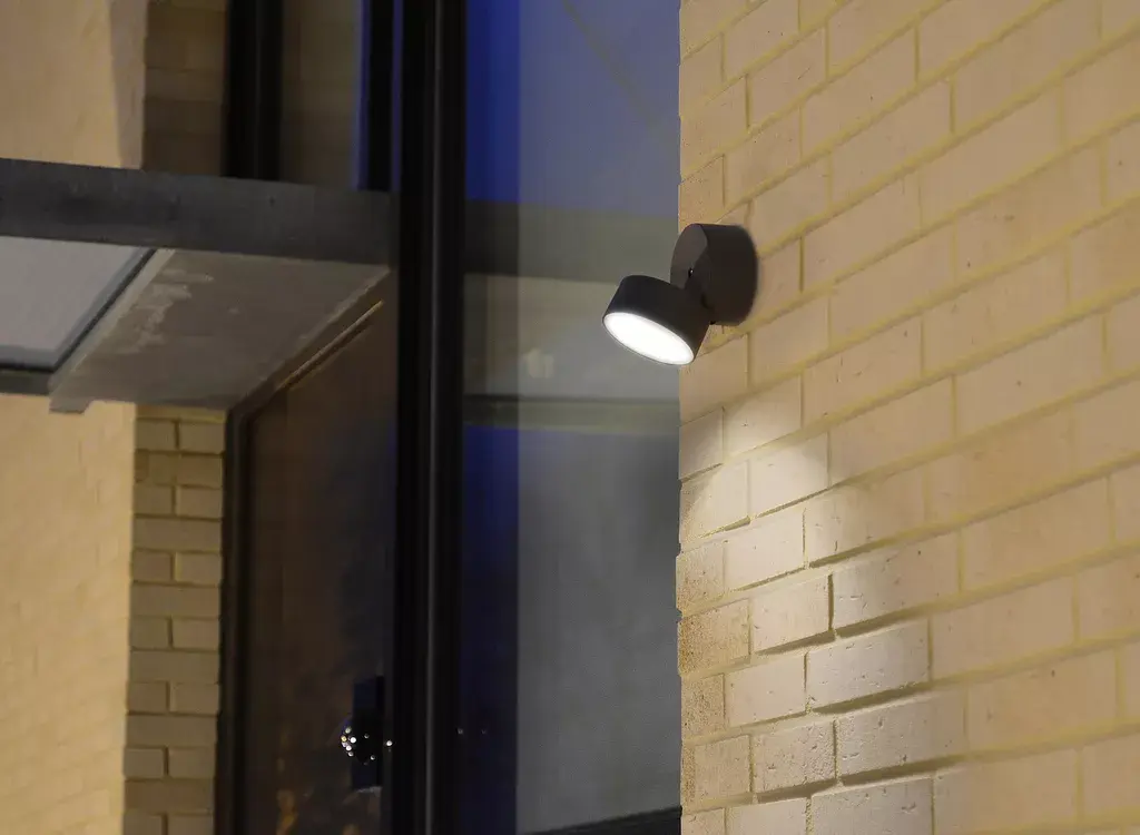 Lutec Trumpet LED Facade Light Photo 2