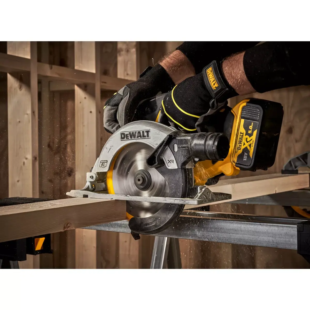 Apaļā zāģa DeWalt DCS565N-XJ — 18 V, bez akumulatora Photo 5