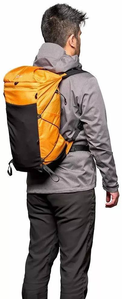 Lowepro RunAbout 18L backpack Photo 10