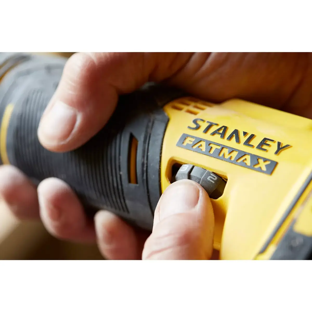 Oscilējošais daudzfunkcionālais rīks Stanley FATMAX SFMCE500B-XJ Photo 11