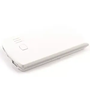 Power bank SUNEN P5600W — 5600 mAh LiPo, 2 ierīču izvadi, balts