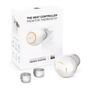 Temperature sensor Fibaro FGT-001 ZW5 EU — smart thermostat sensor, accuracy 0.5 °C, multi-zone, scheduler, Wi‑Fi/remote, white, 56×56×74 mm
