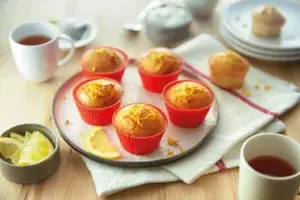 9 silicone muffin cups to enjoy different baking dishes