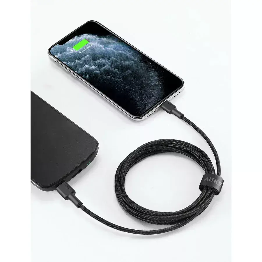 Aukey CB-CL03 USB-C to Lightning cable Photo 2