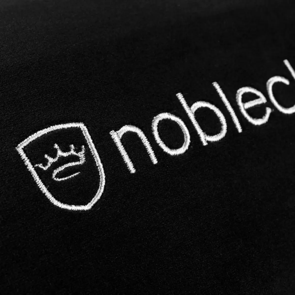 noblechairs набор подушек чёрно-белый, 2 шт. Photo 4