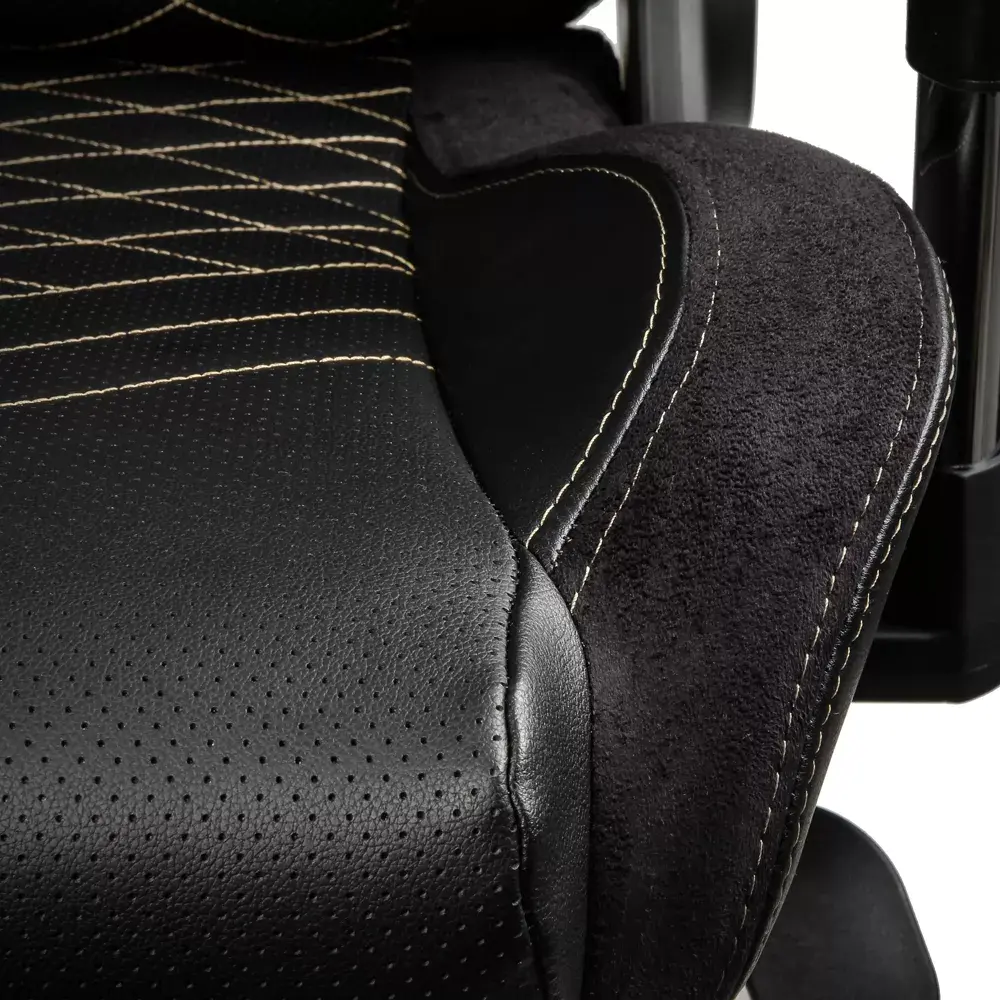 Игровое кресло noblechairs EPIC Photo 11