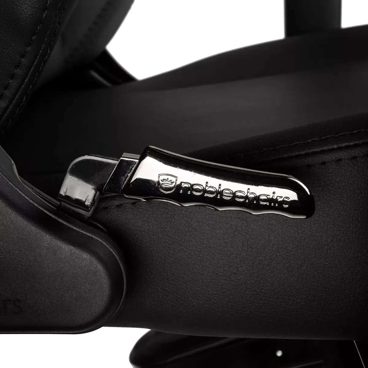 noblechairs HERO gaming chair — padded seat/backrest Photo 7