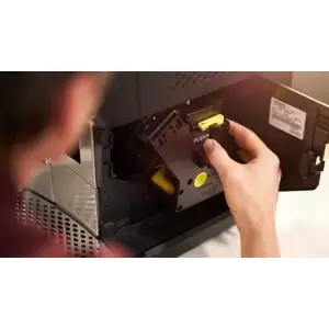 Easy cleaning thanks to the fully removable brew group