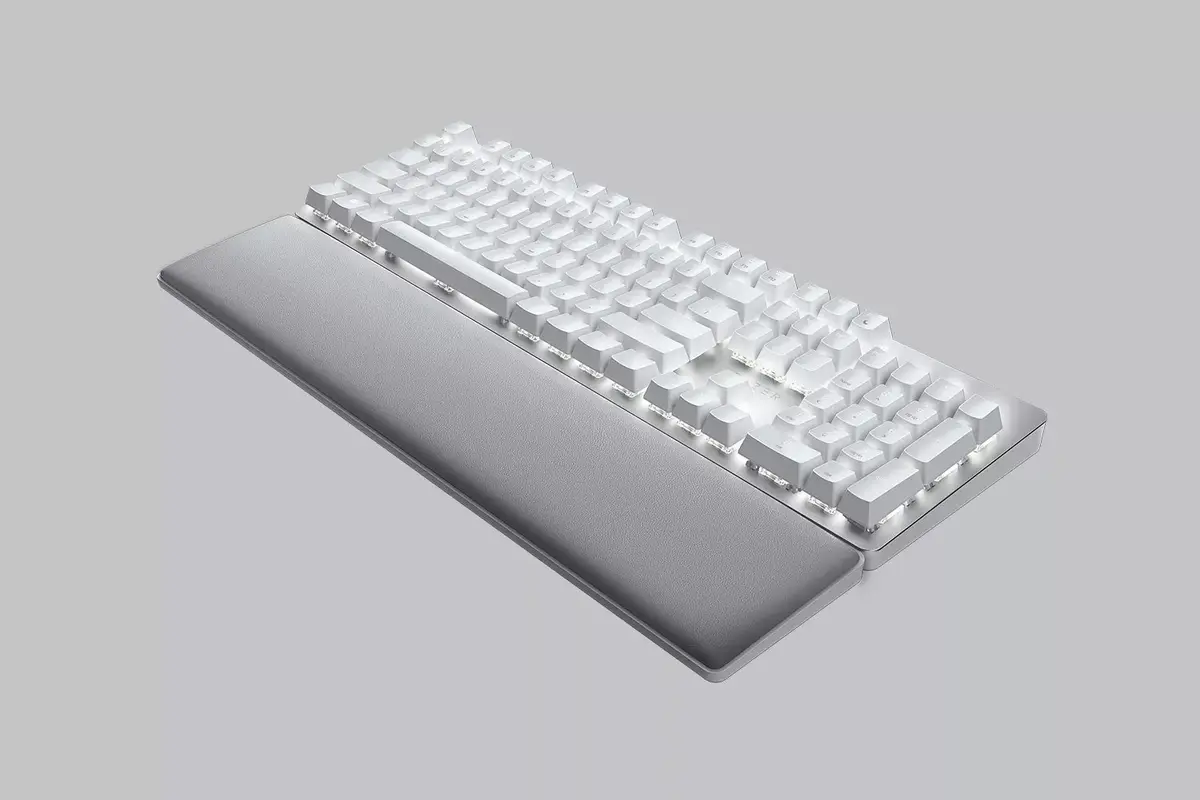 Razer Pro Type Ultra keyboard Photo 2