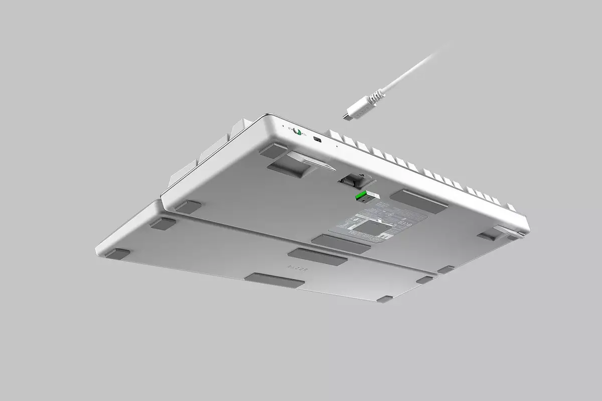 Razer Pro Type Ultra keyboard Photo 4