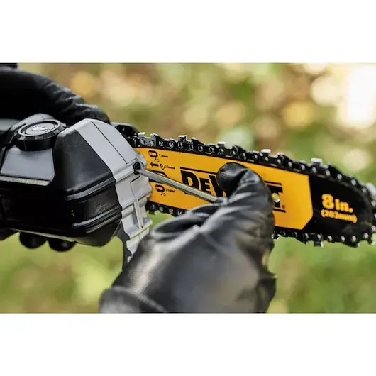Cordless Chainsaw DeWALT DCMPS567P1-QW Photo 15
