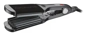 Matu krokotājs BABYLISS BAB2512EPCE — ar vadu, keramikas-tūrmalīna plātnes, 5 siltuma līmeņi, maksimāli 200°C, grozāms 2,7 m vads, 0,89 kg, silti melni rozā