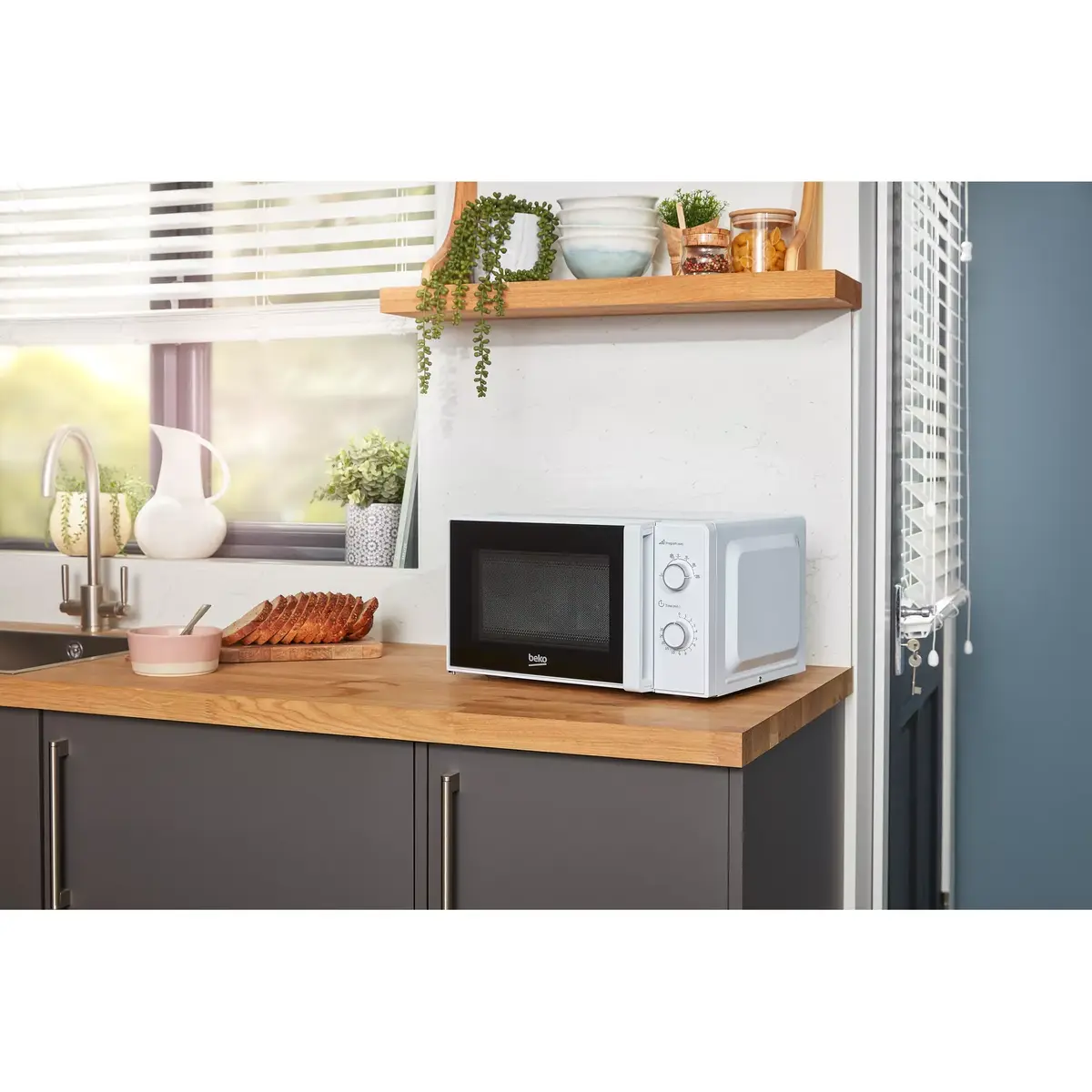BEKO MOC20100WFB mikroviļņu krāsns 700W 20L Photo 6