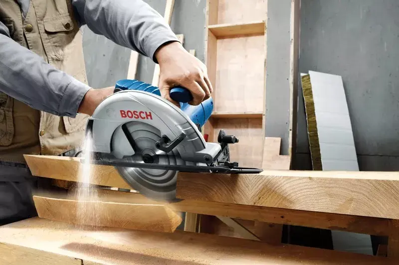 Bosch GKS 235 TURBO дисковая пила 23,5 см Photo 2