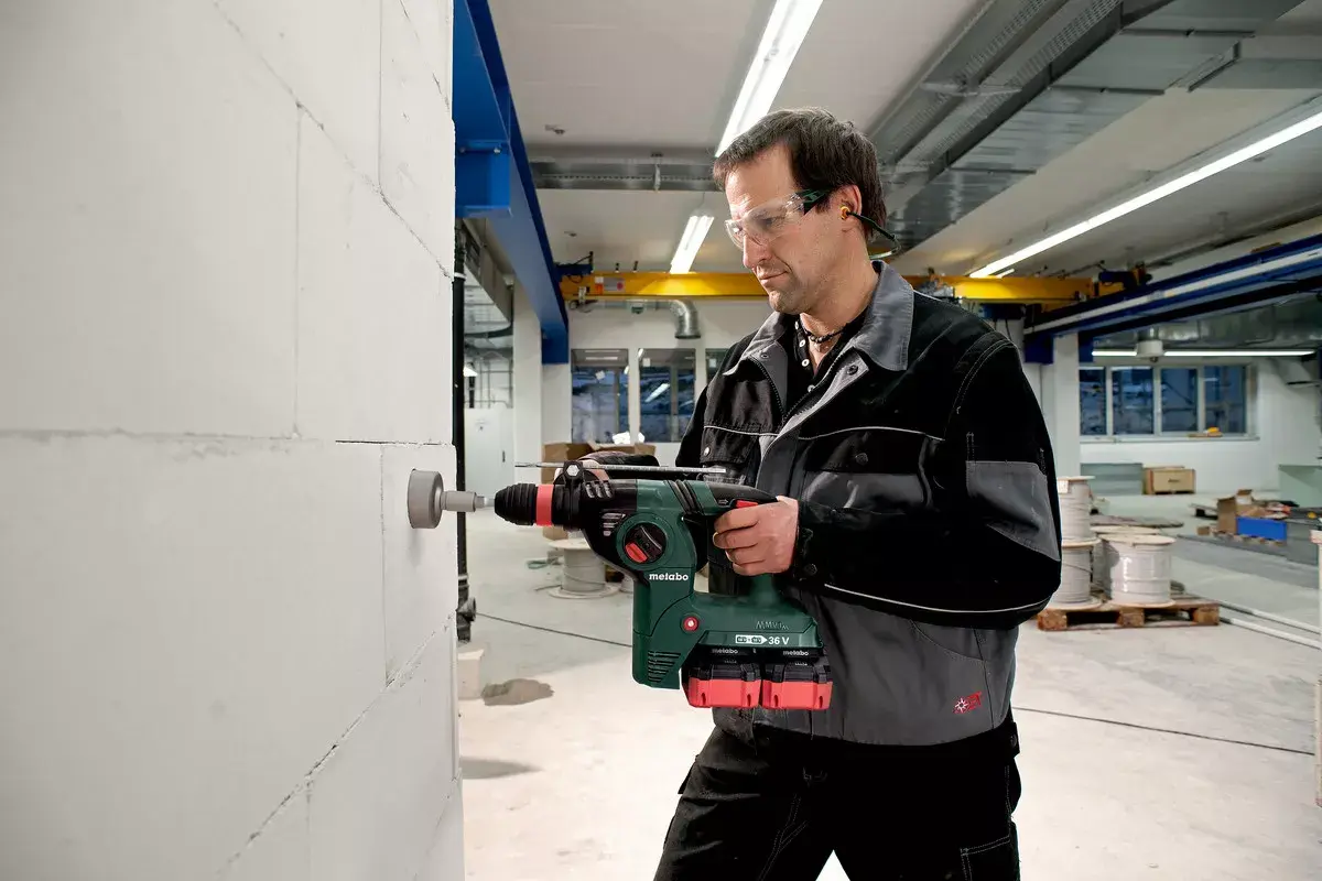 Перфоратор Metabo KHA 36-18 LTX 32 Photo 2