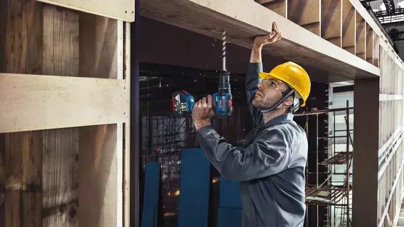 Дрель-шуруповерт Bosch GSB 18V-50 Photo 2