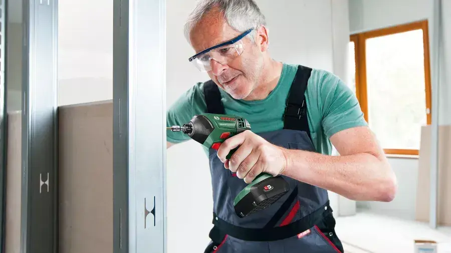 Bosch AdvancedImpactDrive 18 power screwdriver Photo 6