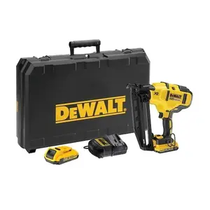 Nailer DeWalt DCN660D2-QW 18V cordless brushless framing nailer 18V (kit with batteries)