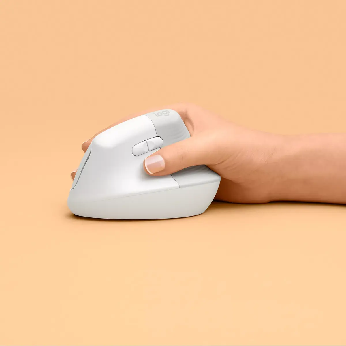 Pele Logitech Lift Vertical Ergonomic Mouse Photo 3
