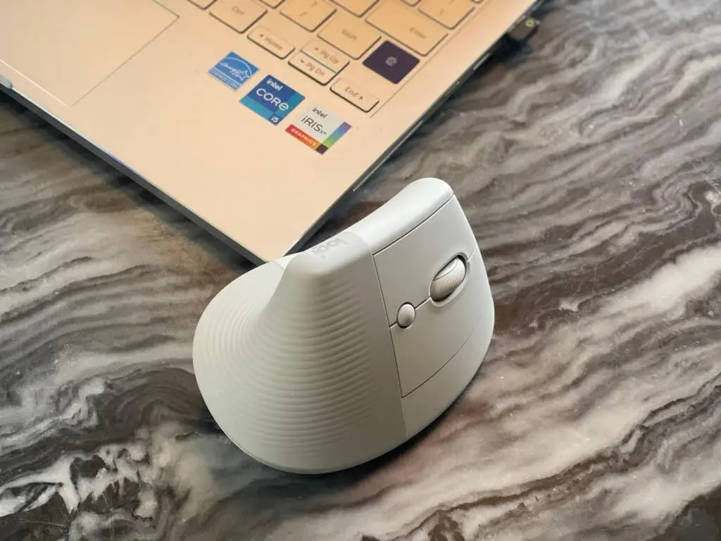 Мышь Logitech Lift Vertical Ergonomic Mouse Photo 31