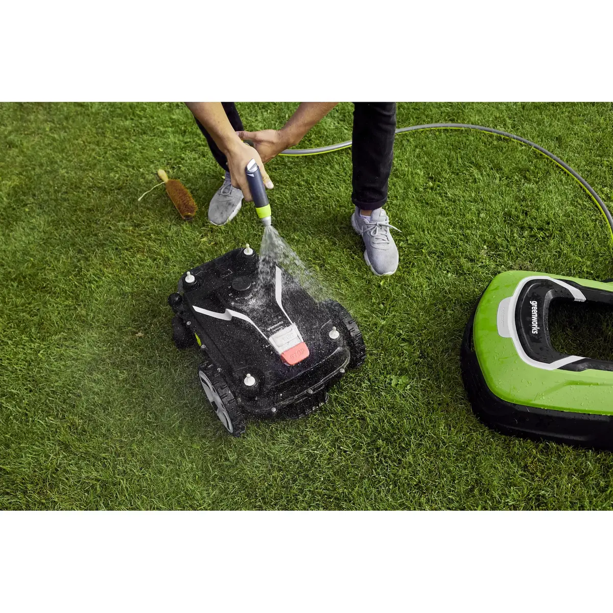 Робот-газонокосилка GreenWorks 2505507 Photo 5