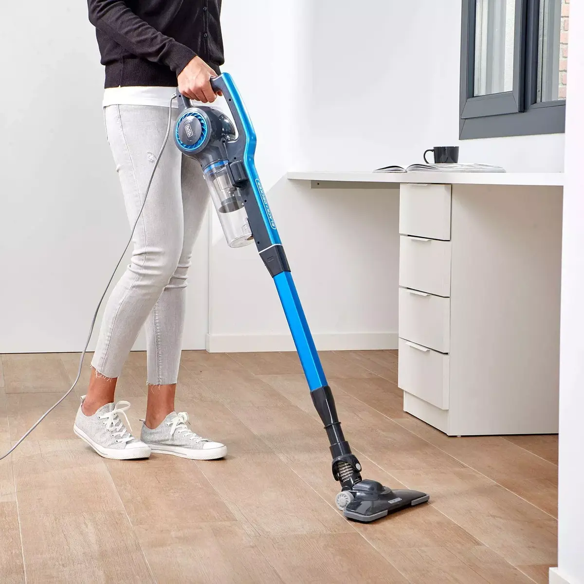 Пылесос-стик Black & Decker BXVMS600E Photo 7