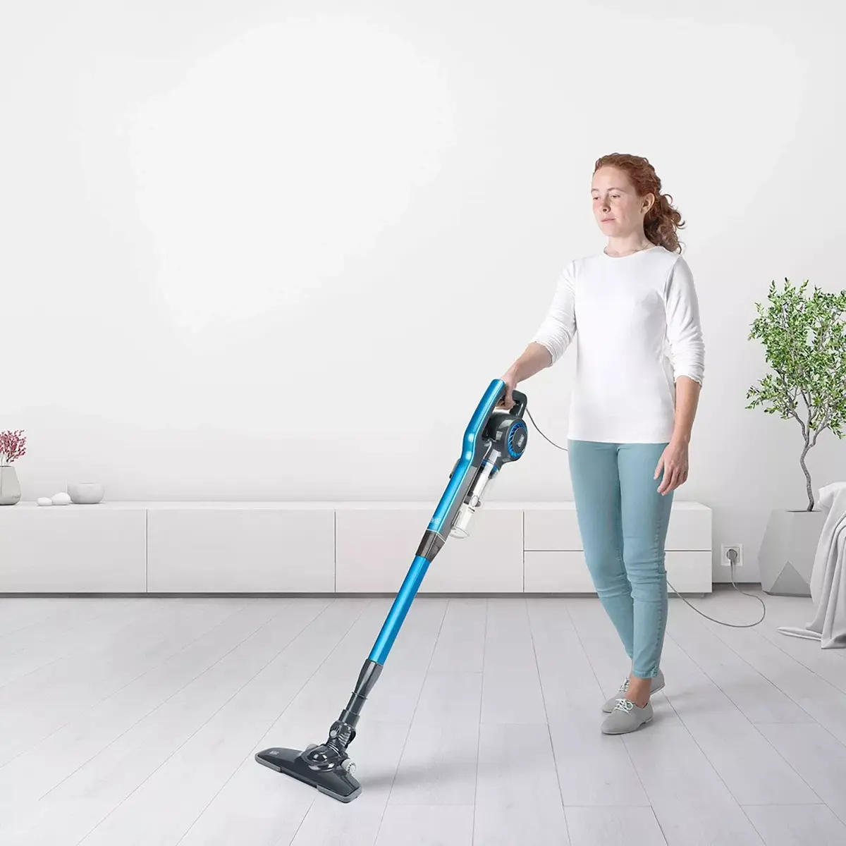 Пылесос-стик Black & Decker BXVMS600E Photo 8