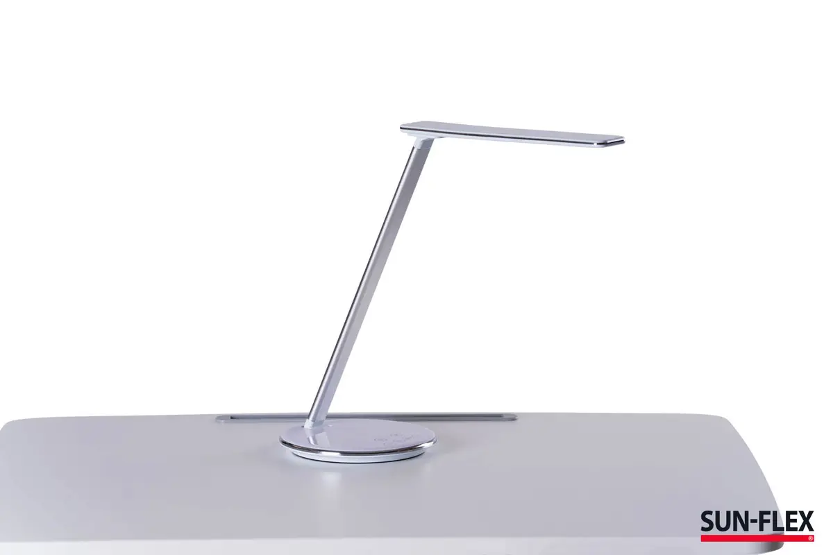 SUNFLEX QLITE table lamp with wireless charger Photo 2