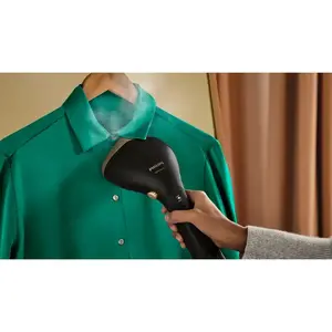 Pointed tip to effectively reach any area of your clothes