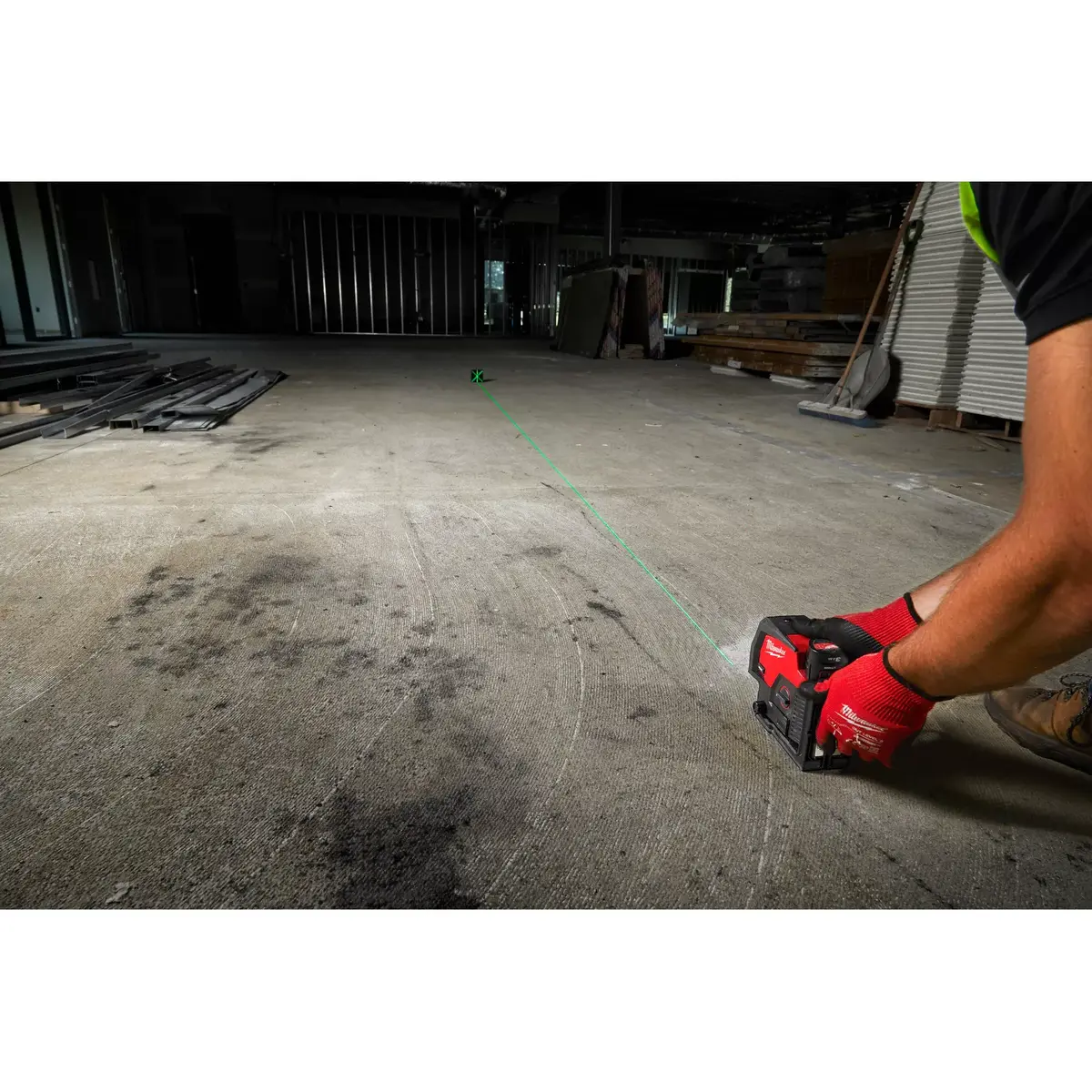 Milwaukee M12 CLLP-0C Green Laser Level Photo 3