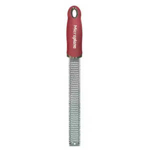 Тёрка-рашпиль Microplane Zester красная, нержавеющая сталь, 35×30×325 мм