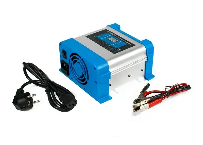 AZO Digital BC-20 PRO 24V 10A Battery Charger Photo 4
