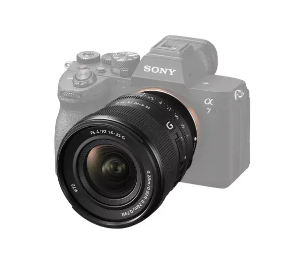 Широкоугольный макрообъектив Sony FE PZ 16-35mm F4 G Photo 6