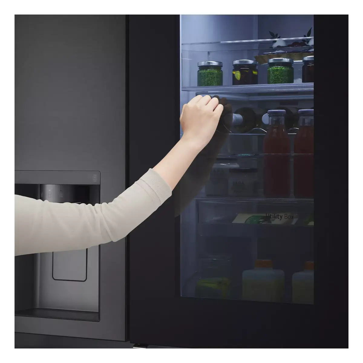 LG GSXV90MCDE InstaView ThinQ CraftIce™ fridge freezer Photo 2