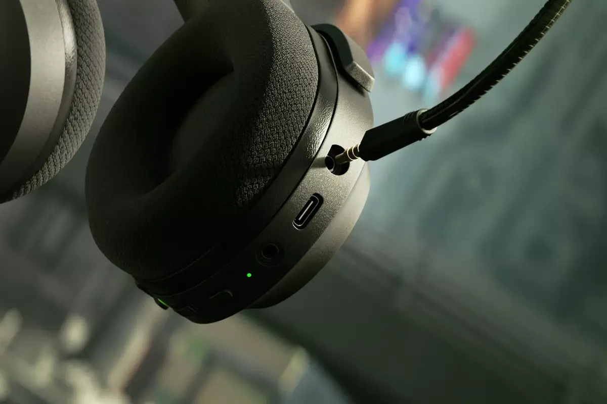 Наушники Razer Barracuda X Photo 5