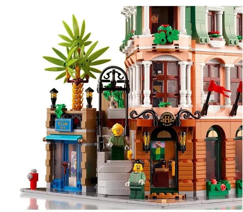 LEGO Creator Expert Modular Boutique Hotel 10297 Photo 10
