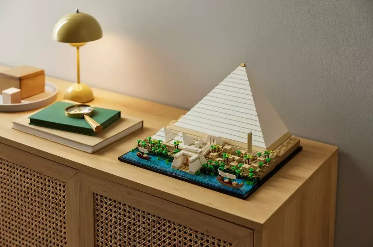 LEGO Architecture Pyramid of Cheops 21058 Photo 8