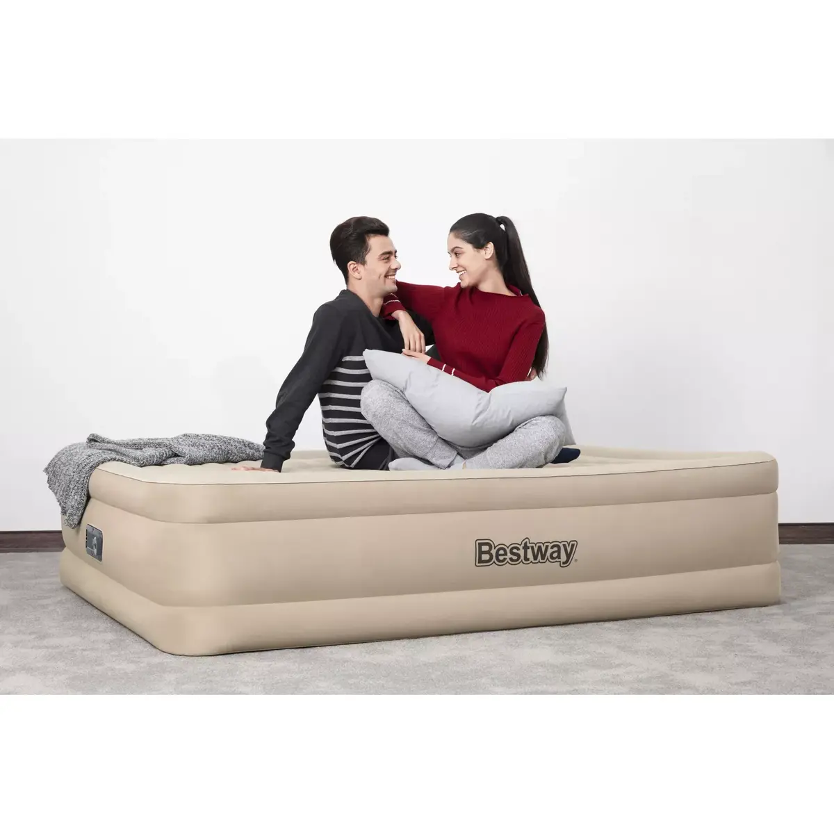Bestway 69050 Double Air Mattress Photo 19