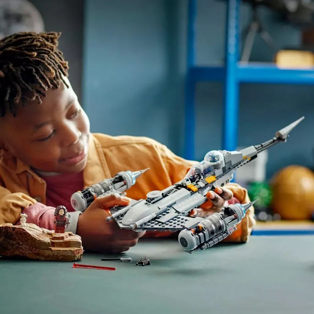 LEGO Star Wars N-1 Starfighter 75325 Photo 13