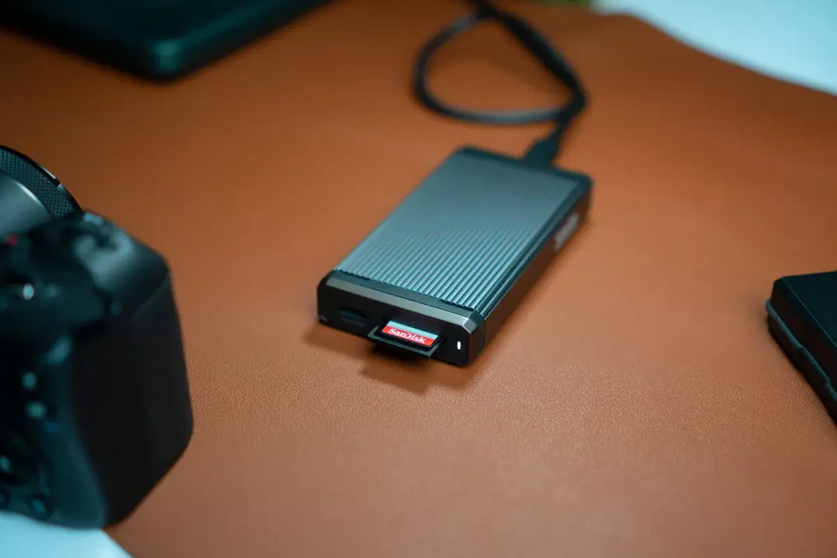 Флеш-память SanDisk 32ГБ SDSDXWT-032G-GNCIN Photo 3