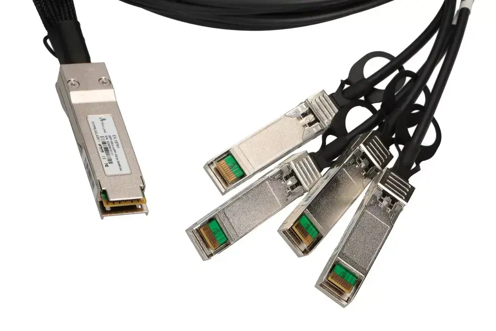 Extralink QSFP+ DAC 40Gbps uz 4×10Gbps 3 m Photo 2