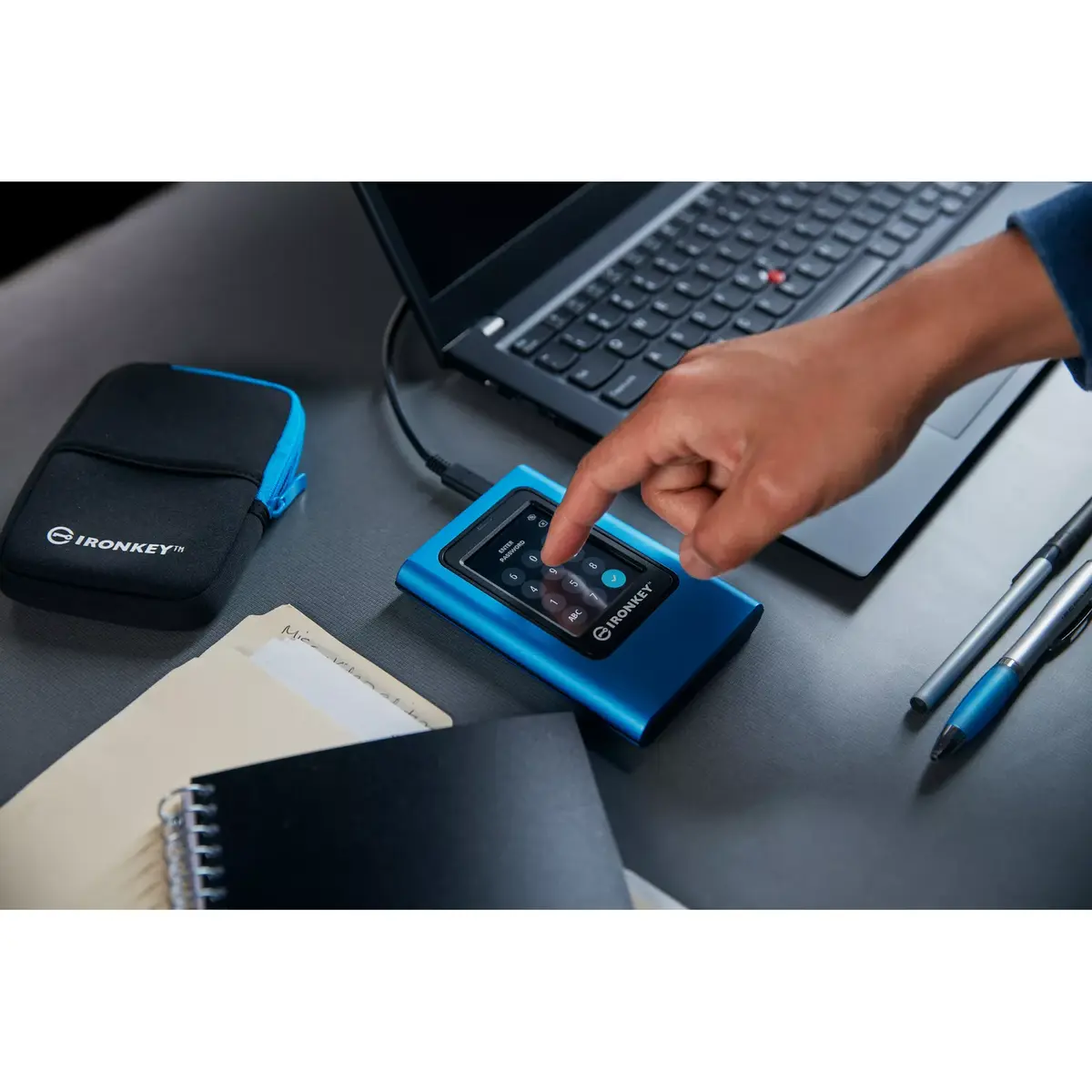 External SSD Kingston Technology 960GB Vault Privacy 80 Photo 9